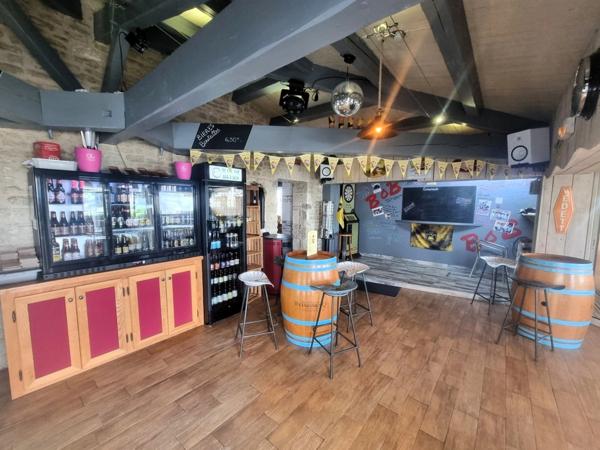 ST-PIERRE D'OLÉRON, emplacement N°1, A Vendre Bar à bières et Tapas d'ambiance esprit Pub irlandais