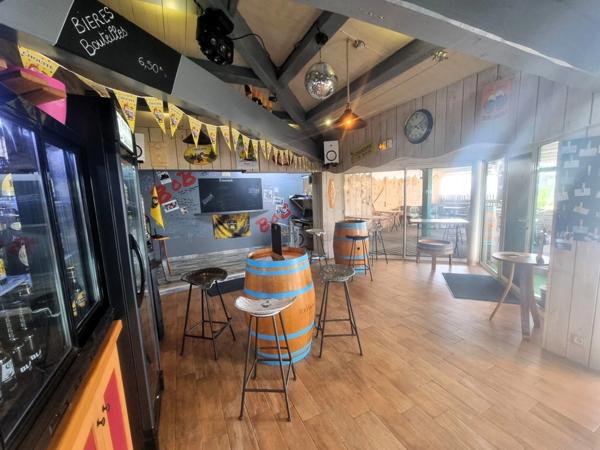 ST-PIERRE D'OLÉRON, emplacement N°1, A Vendre Bar à bières et Tapas d'ambiance esprit Pub irlandais