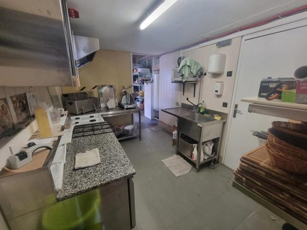 ST-PIERRE D'OLÉRON, emplacement N°1, A Vendre Bar à bières et Tapas d'ambiance esprit Pub irlandais