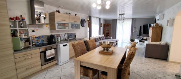 Plain-pied en parfait état – 86 m² – Hirson – Posez vos valises !