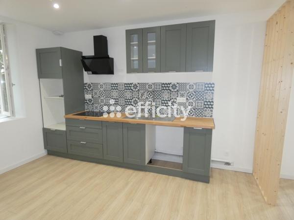 Maison
         4 pièces
        - 95 m² 171 000 € *