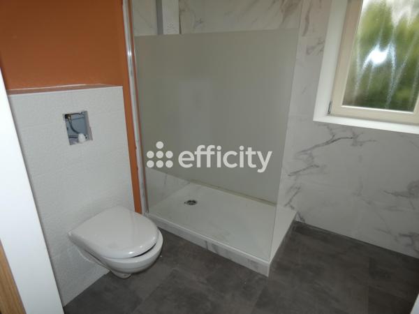 Maison
         4 pièces
        - 95 m² 171 000 € *