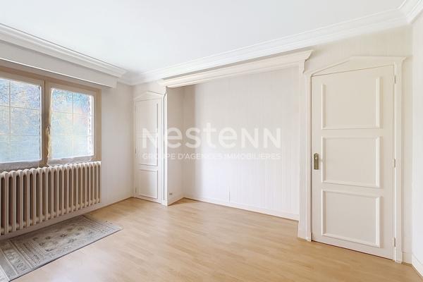 Maison spacieuse à vendre à Challans - 4 chambres et jardin!