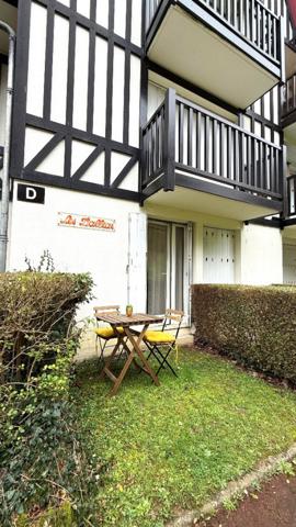 COUP DE CŒUR À 4 KM DE DEAUVILLE – CHARMANT STUDIO EN REZ-DE-JARDIN