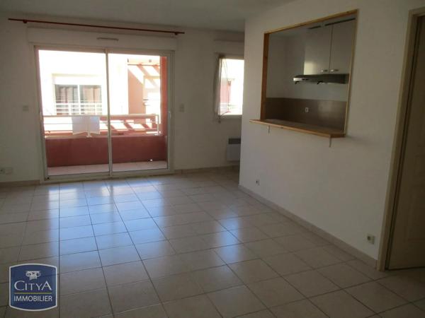 Appartement à louer 3 pièces 60.55m² Nîmes (30900)