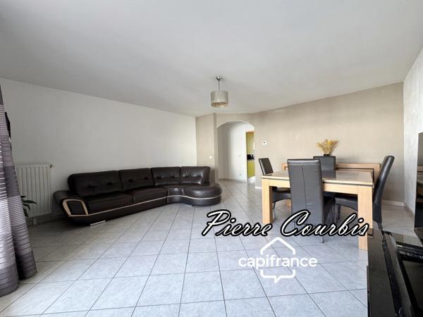 Appartement à vendre 4 pièces BRON EGLISE avec BALCONS