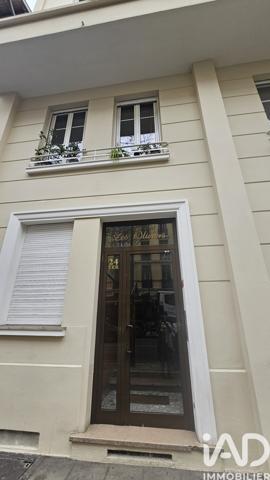 Location appartement 3 pièces 45 m² Nice