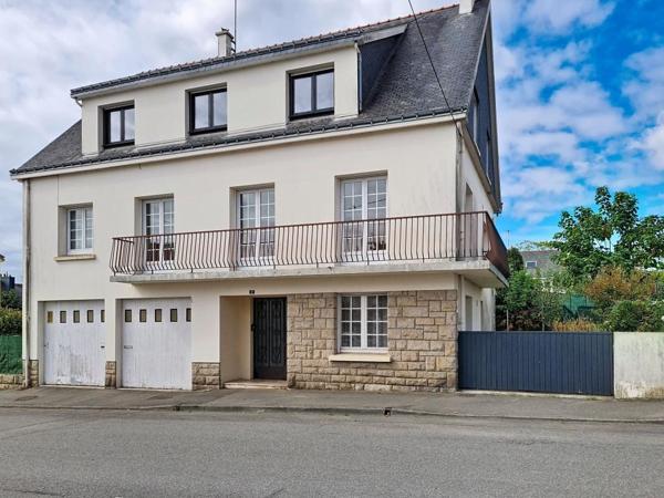 LANESTER : Immeuble de rapport - 3 appartements avec garages