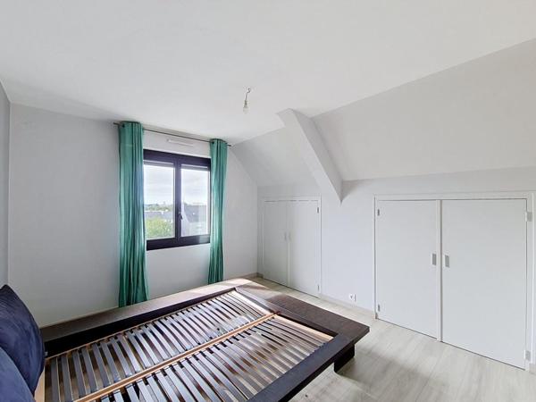 LANESTER : Immeuble de rapport - 3 appartements avec garages