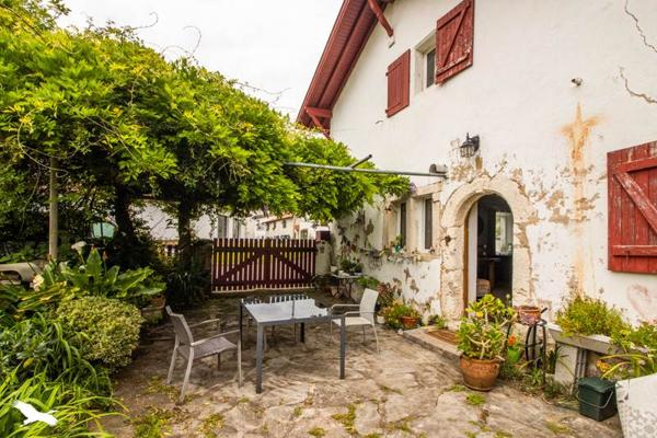 Maison à vendre |  Urt |  5 pièces | 170 m²