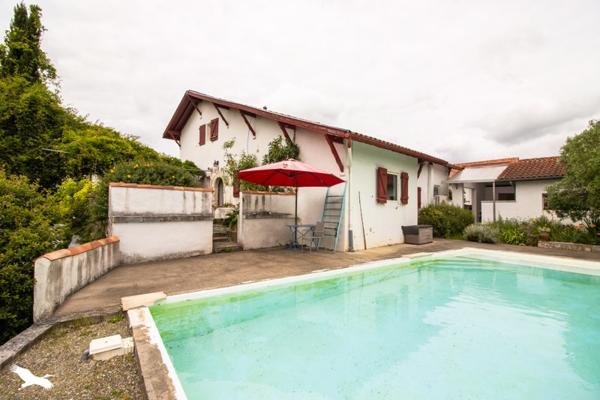 Maison à vendre |  Urt |  5 pièces | 170 m²