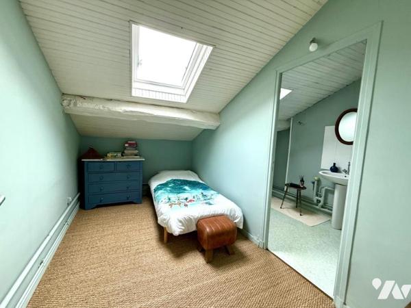 Maison de ville avec terrasse 249m² 9 pièces 