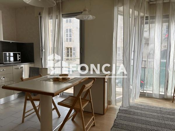 Location Appartement 2 pièces 27.05 m² - RESIDENCE TOUR D'AUVERGNE Quimper 29000