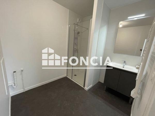 Location Appartement 3 pièces 62.5 m² - 88 RUE SOPHIE GERMAIN Nantes 44300