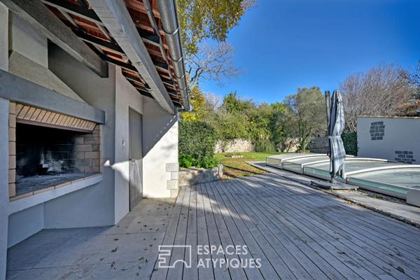 Maison de caractère avec son grand jardin aménagé
