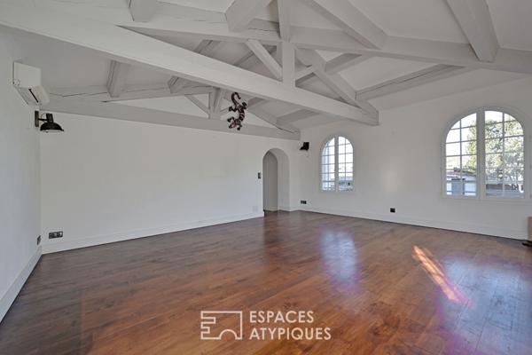 Maison de caractère avec son grand jardin aménagé