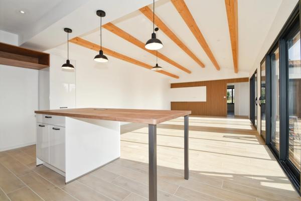 Maison à vendre 6 pièces LE THOU (17)