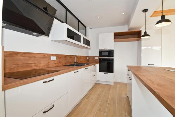 Maison à vendre 6 pièces LE THOU (17)