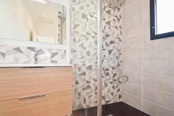 Maison à vendre 6 pièces LE THOU (17)