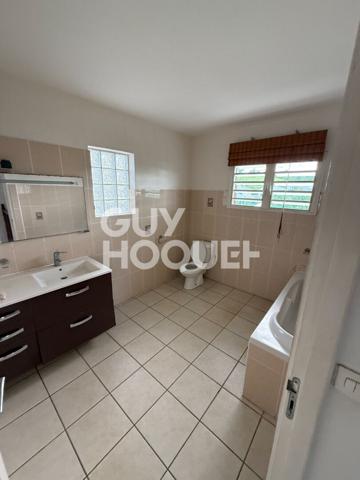 Maison Sainte Suzanne 5 pièce(s) 120 m2