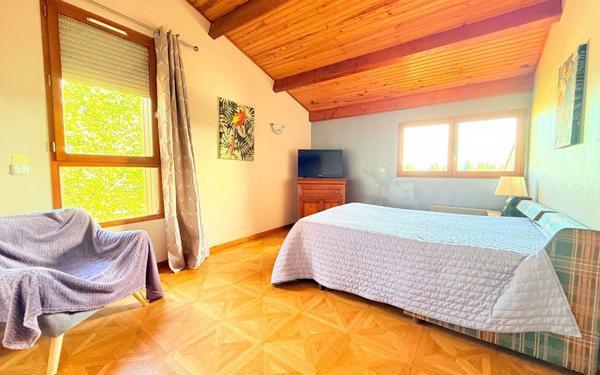 Maison à vendre    6 pièces •  Lherm