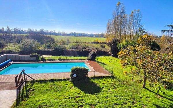 Maison à vendre    6 pièces •  Lherm