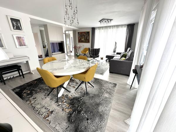 APPARTEMENT 100 M² SUR TOUT LE DERNIER ETAGE - ROOFTOP 152 M² - METZ Metz (57050)