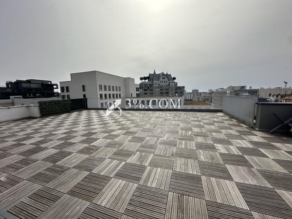 APPARTEMENT 100 M² SUR TOUT LE DERNIER ETAGE - ROOFTOP 152 M² - METZ Metz (57050)