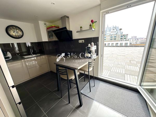 APPARTEMENT 100 M² SUR TOUT LE DERNIER ETAGE - ROOFTOP 152 M² - METZ Metz (57050)