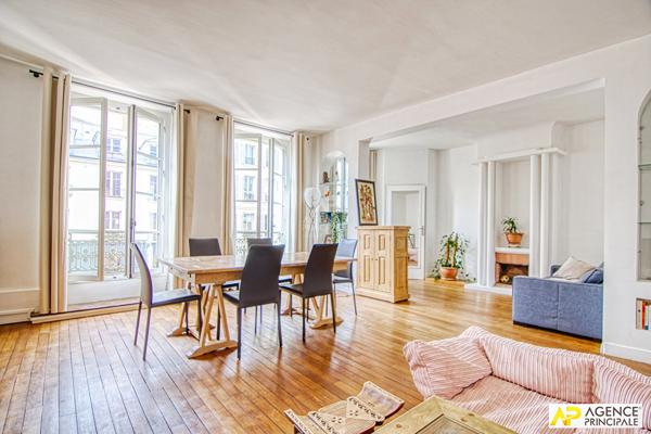 "Versailles Notre-Dame" Superbe appartement familial de 97 m² Carrez de 5 pièces ! Loyer 2 550 €/mois charges comprises **  - Référence  28334