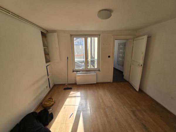 Metz (57000) SOUS COMPROMIS // IMMEUBLE DE 4 APPARTEMENTS A RENOVER ENTIEREMENT METZ CENTRE - TOITURE NEUVE