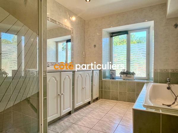 Vente Maison222 m² - 9 Pièces - BERNESQ (14710)