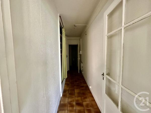 Immeuble à vendre  213,57 m2 CUGNAUX - 31