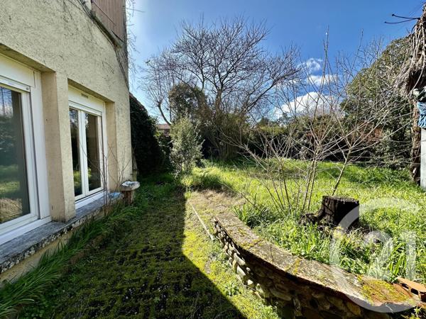Immeuble à vendre  213,57 m2 CUGNAUX - 31