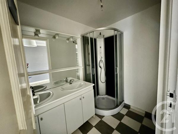 Immeuble à vendre  213,57 m2 CUGNAUX - 31