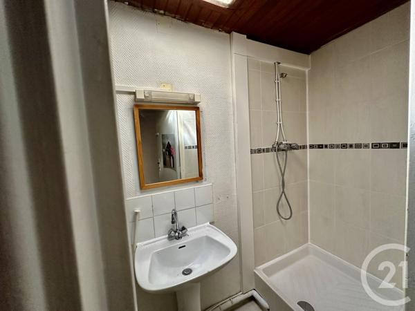 Immeuble à vendre  213,57 m2 CUGNAUX - 31