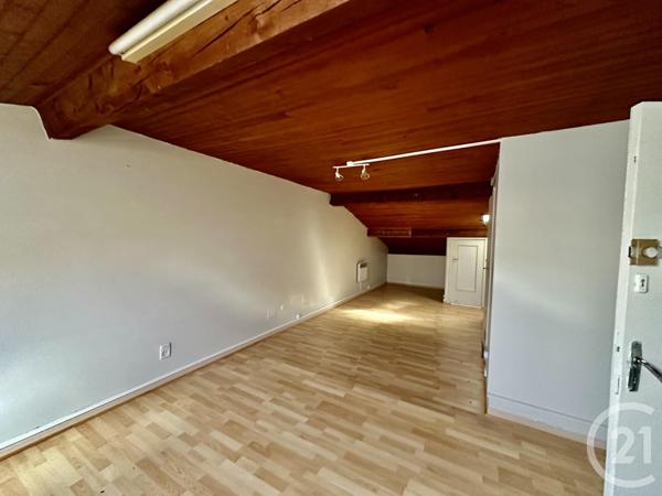 Immeuble à vendre  213,57 m2 CUGNAUX - 31