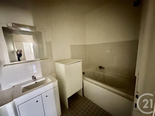 Immeuble à vendre  213,57 m2 CUGNAUX - 31