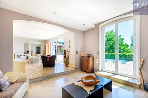 Maison 7 pièce(s) 5 chambre(s) 269 m²