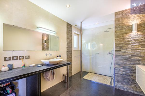Maison 7 pièce(s) 5 chambre(s) 269 m²