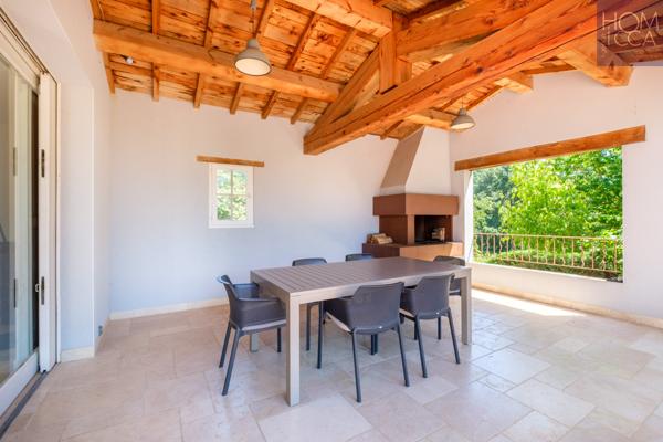 Maison 7 pièce(s) 5 chambre(s) 269 m²