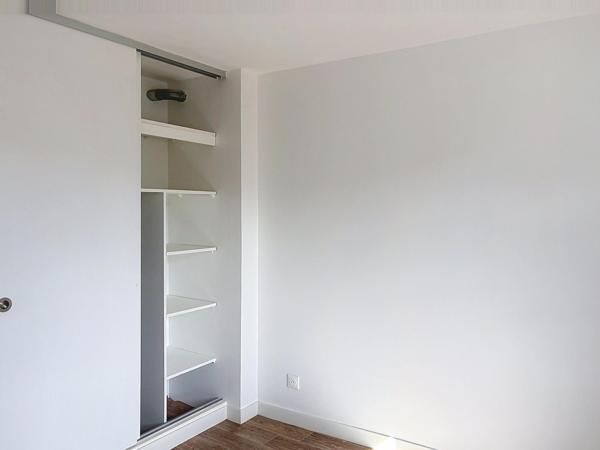 Triplex entièrement rénové et très lumineux