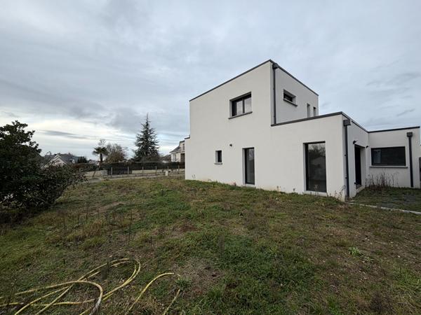 Maison neuve Ecouflant - type 5 - Proche parc des Sablières