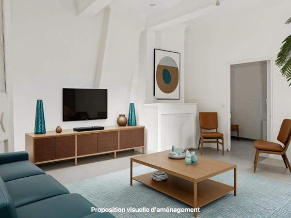 Toulon (83000) TOULON MAIRIE/HALLES – Grand T2 de 52m² – Idéal Investissement LCD ou 1er Achat