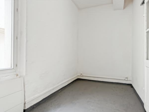 Toulon (83000) TOULON MAIRIE/HALLES – Grand T2 de 52m² – Idéal Investissement LCD ou 1er Achat