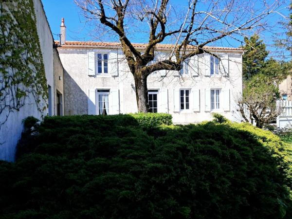Maison à vendre à Saint-Médard-d'Aunis en Charente-Maritime (17220), ref : 594   
La Martinière
