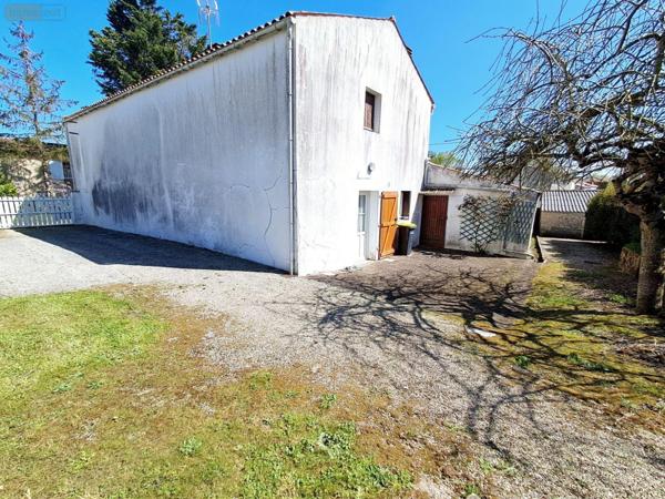 Maison à vendre à Saint-Médard-d'Aunis en Charente-Maritime (17220), ref : 594   
La Martinière