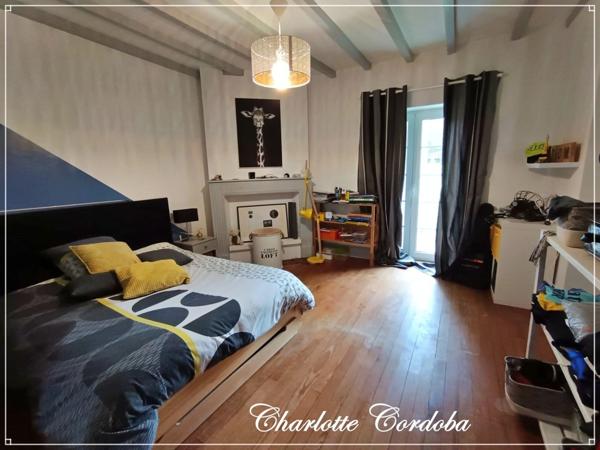 Coup de cœur pour cette maison en pierre au cœur de la nature, possibilité gîte – 2 ha et vue imprenable