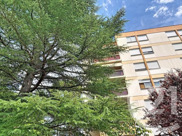 Appartement T2 à vendre  2 pièces - 64,86 m 2   GRADIGNAN  - 33