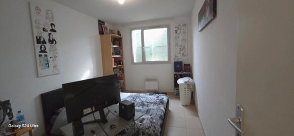 vinassan apprt t3 piscine parking